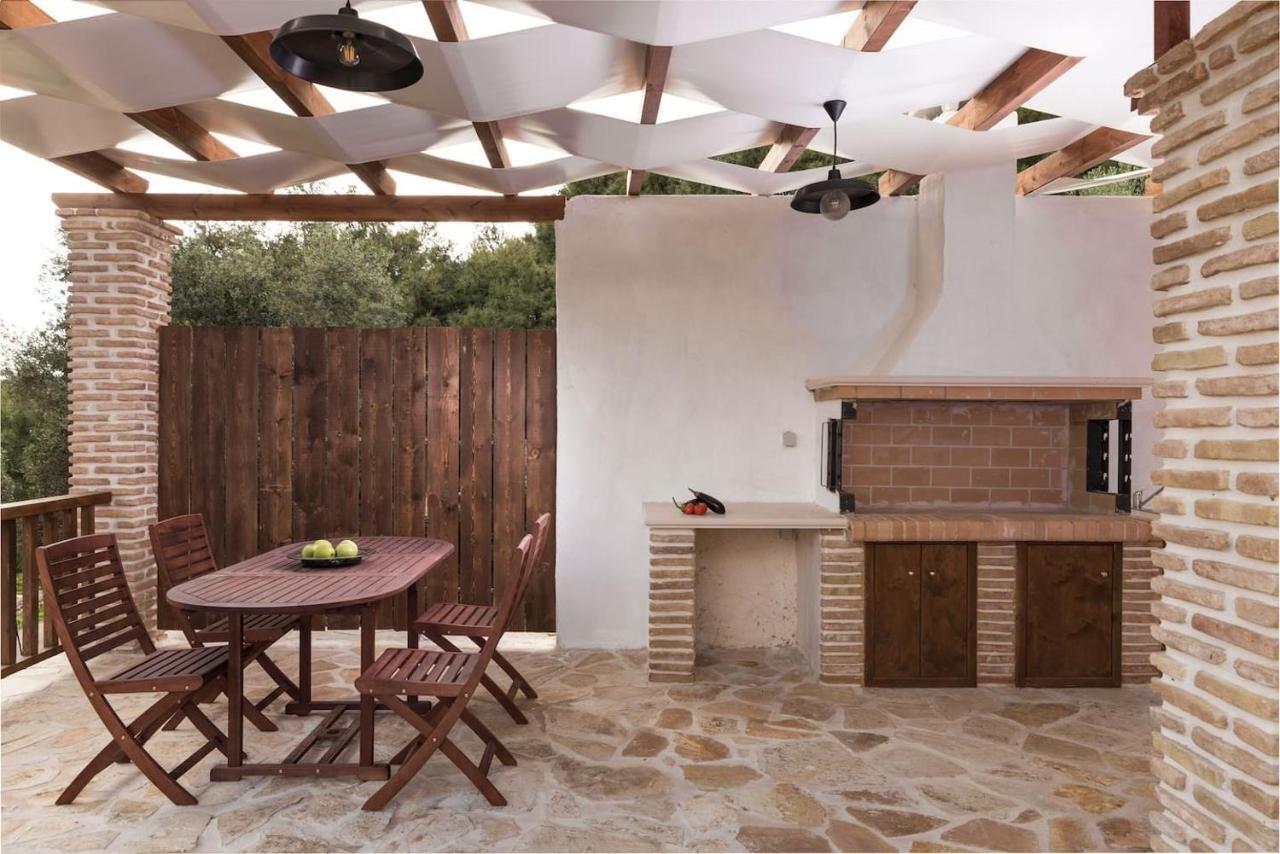 Villa Margarita Anafonítria エクステリア 写真